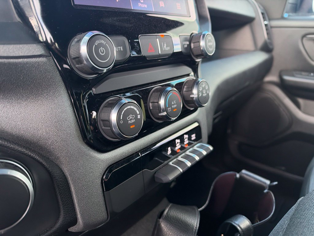 Used 2025 RAM 1500 Tradesman w/ Night Edition AWD/4WD image 13