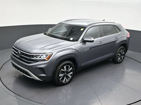 Used 2022 Volkswagen Atlas Cross Sport SE FWD image 20