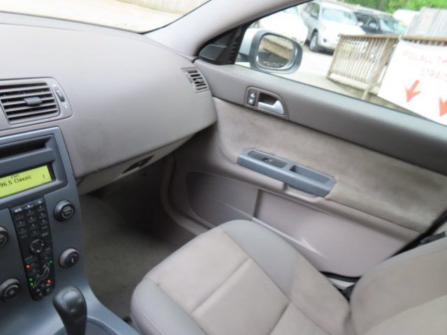 Used 2007 Volvo S40 2.4i FWD image 19