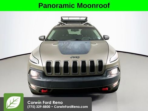 Used 2016 Jeep Cherokee Trailhawk w/ Comfort/Convenience Group image 2