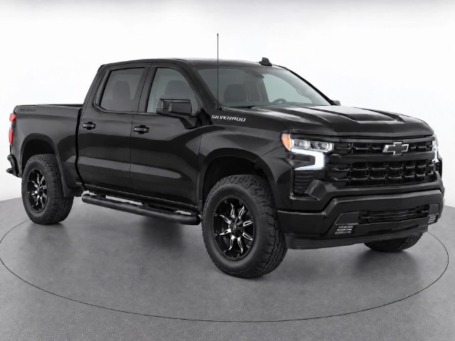 Used 2020 Chevrolet Silverado 1500 RST AWD/4WD image 2