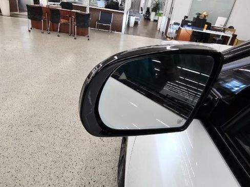 Used 2024 Jeep Wagoneer Launch Edition image 38