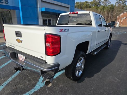 Used 2016 Chevrolet Silverado 2500 LTZ w/ Duramax Plus Package image 9