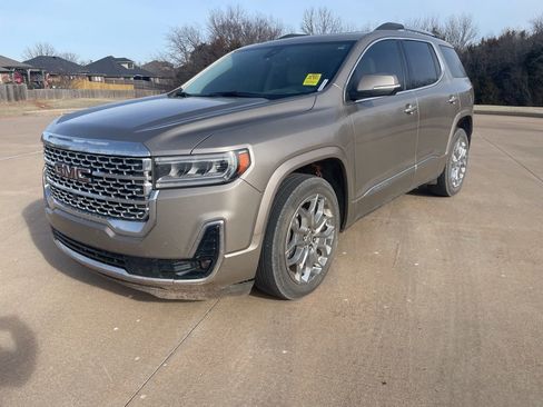 Used 2022 GMC Acadia Denali w/ Denali Ultimate Package image 1