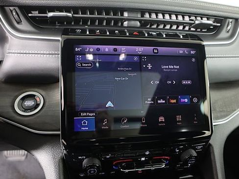 New 2025 Jeep Grand Cherokee L Limited image 13