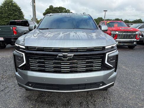 New 2026 Chevrolet Suburban High Country AWD/4WD image 2