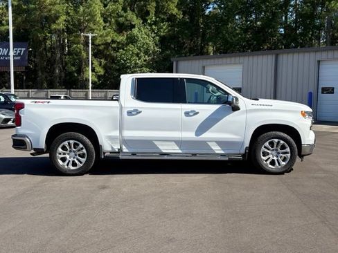Used 2023 Chevrolet Silverado 1500 LTZ AWD/4WD image 6