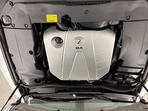 Used 2011 Lexus IS 350C image 33