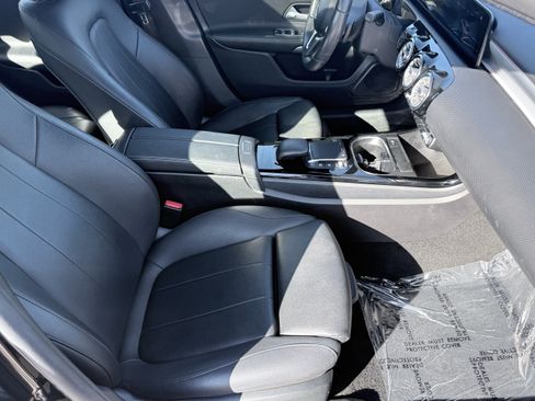 Used 2021 Mercedes-Benz A 220 image 27