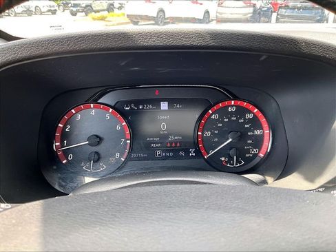 Used 2024 Nissan Frontier PRO-4X w/ Pro Convenience Package AWD/4WD image 24