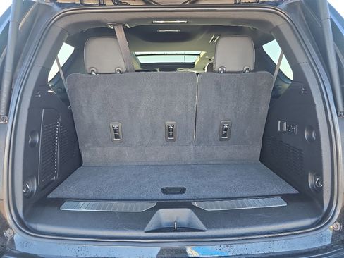 Used 2021 Chevrolet Tahoe High Country w/ Premium Package image 26