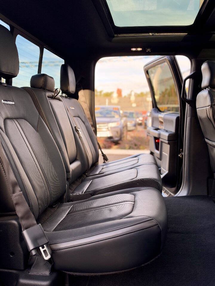 Used 2015 Ford F150 Platinum w/ Equipment Group 701A Luxury AWD/4WD image 7