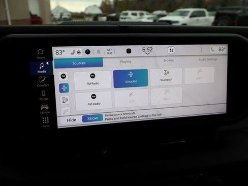 New 2025 Jeep Gladiator Sport image 18