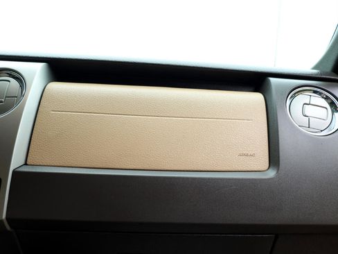 Used 2013 Ford F150 XLT w/ Luxury Equipment Group image 19