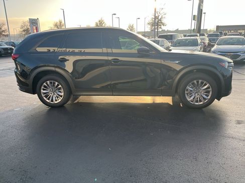 Certified 2025 MAZDA CX-90 3.3 Turbo w/ Preferred Package image 7