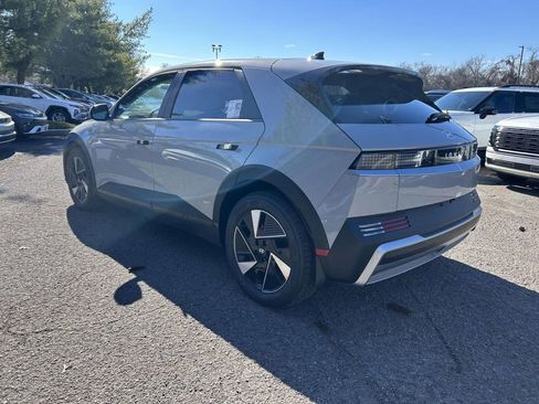 New 2026 Hyundai Ioniq 5 SE image 5