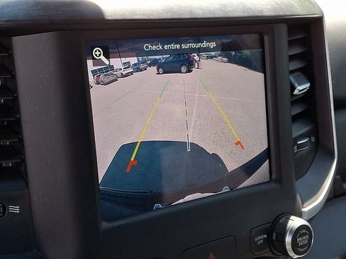 Used 2021 RAM 1500 Big Horn AWD/4WD image 4