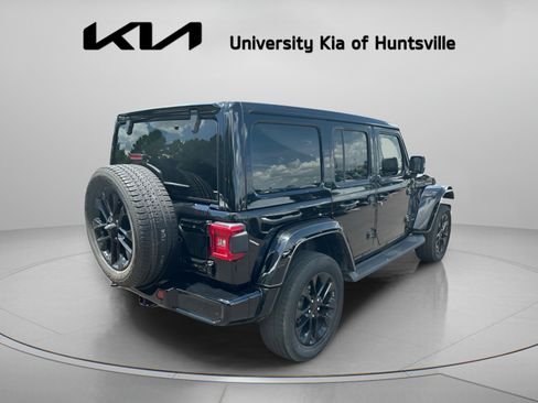 Used 2023 Jeep Wrangler Unlimited Sahara AWD/4WD image 8