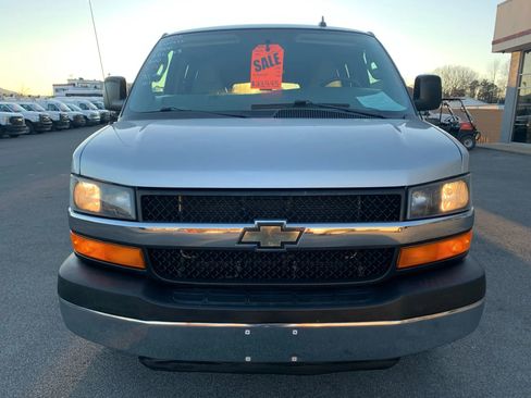 Used 2016 Chevrolet Express 3500 LS w/ Chrome Appearance Package image 2