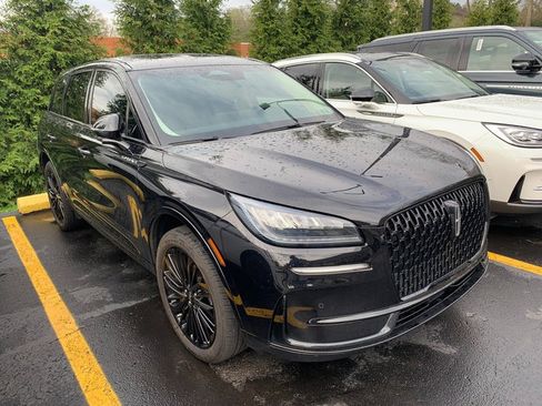 Used 2023 Lincoln Corsair AWD w/ Equipment Group 101A image 4