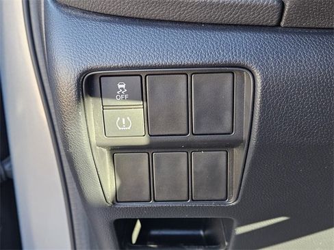 Used 2019 Honda CR-V LX image 25