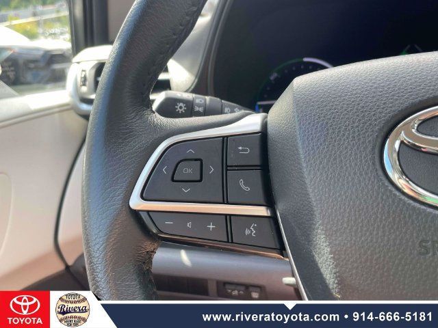Used 2024 Toyota Sienna XLE w/ XLE Plus Package AWD/4WD image 23