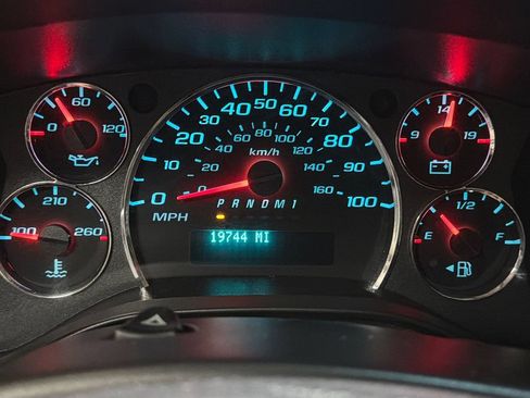 Used 2020 GMC Savana 2500 w/ Driver Convenience Package RWD image 19
