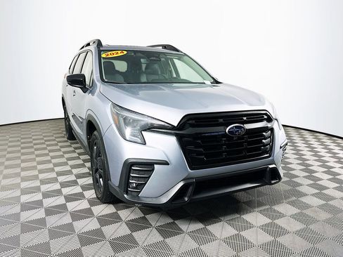 Used 2024 Subaru Ascent Onyx Edition Limited image 3