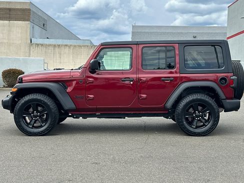 Used 2022 Jeep Wrangler Unlimited Sport AWD/4WD image 9