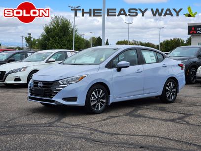 New 2025 Nissan Versa SV w/ Trunk Package