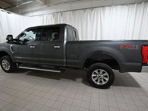 Used 2017 Ford F350 XLT w/ XLT Premium Package AWD/4WD image 10