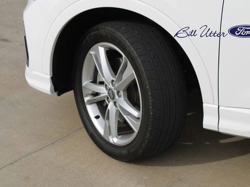 Used 2020 Audi Q3 2.0T Premium image 9