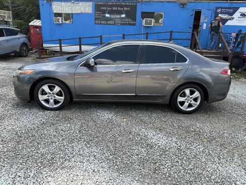 Used 2010 Acura TSX Sedan FWD image 2