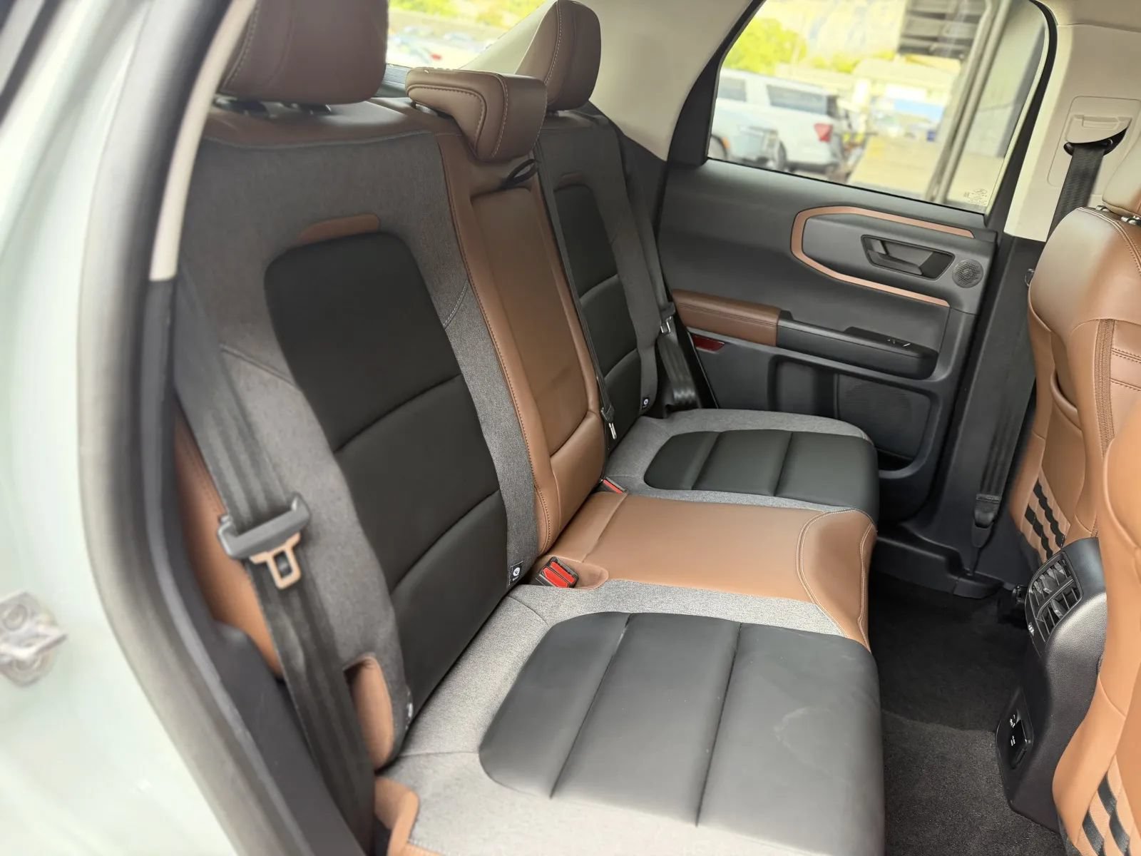Used 2024 Ford Bronco Sport Outer Banks w/ Tech Package AWD/4WD image 19