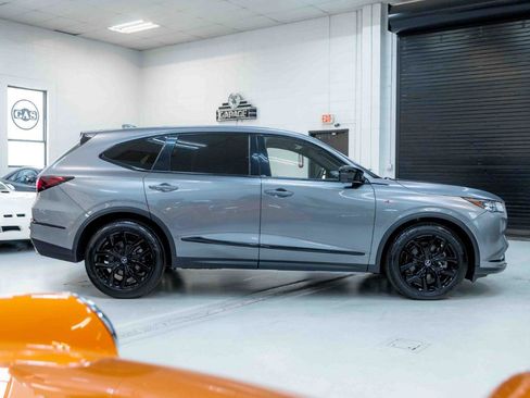 Used 2023 Acura MDX A-Spec image 6