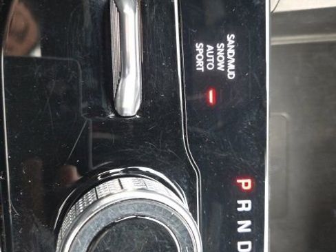 Used 2024 Jeep Grand Cherokee L Limited w/ Luxury Tech Group II image 45