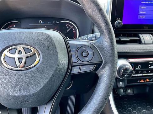 Certified 2025 Toyota RAV4 XLE w/ Convenience Package FWD image 25