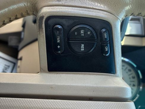 Used 2007 Ford Expedition Eddie Bauer AWD/4WD image 17