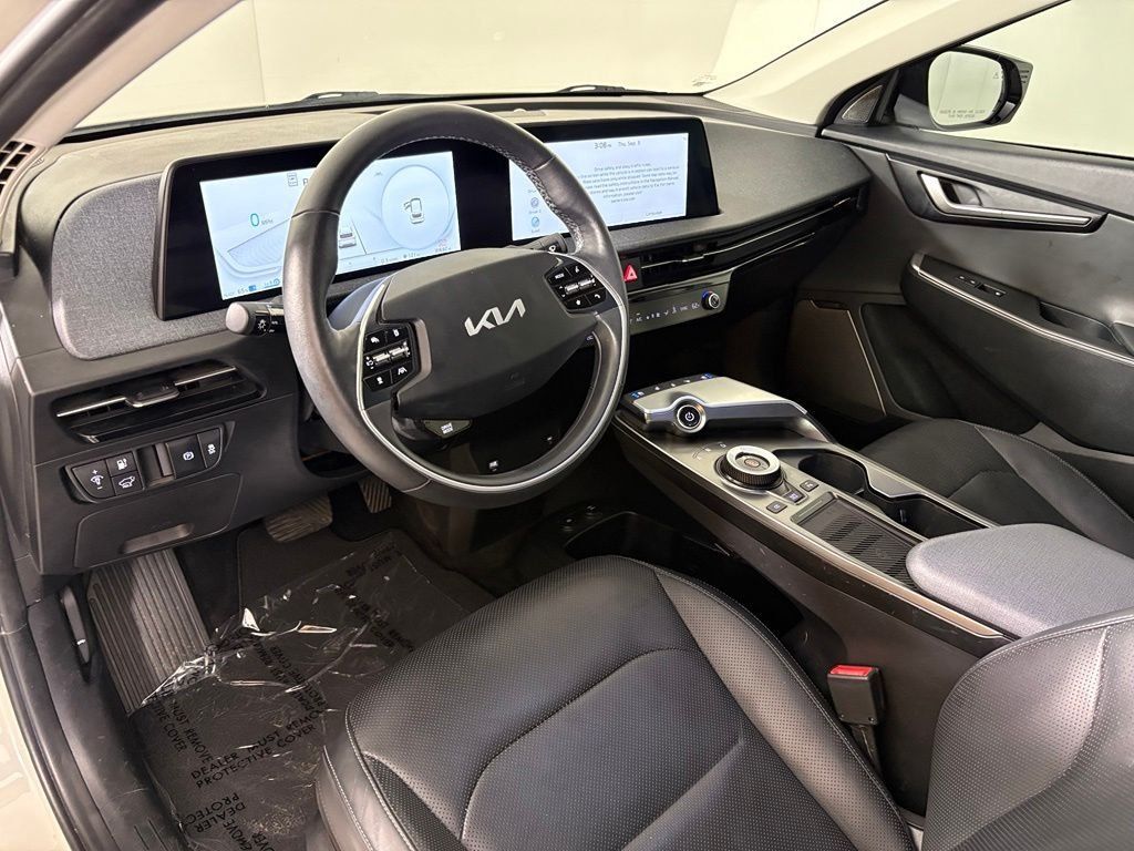 Used 2023 Kia EV6 Wind AWD/4WD image 16