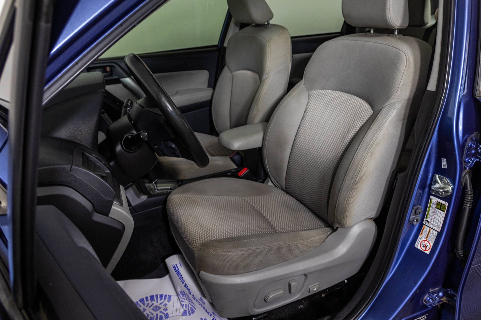 Used 2015 Subaru Forester 2.5i Premium w/ All-Weather Package AWD/4WD image 22