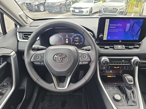 Used 2023 Toyota RAV4 Limited AWD/4WD image 13