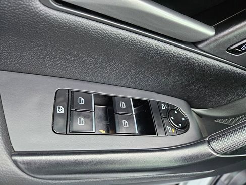 Certified 2025 MAZDA CX-50 AWD 2.5 S w/ Premium Package image 17