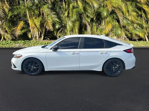 Used 2024 Honda Civic Sport image 8