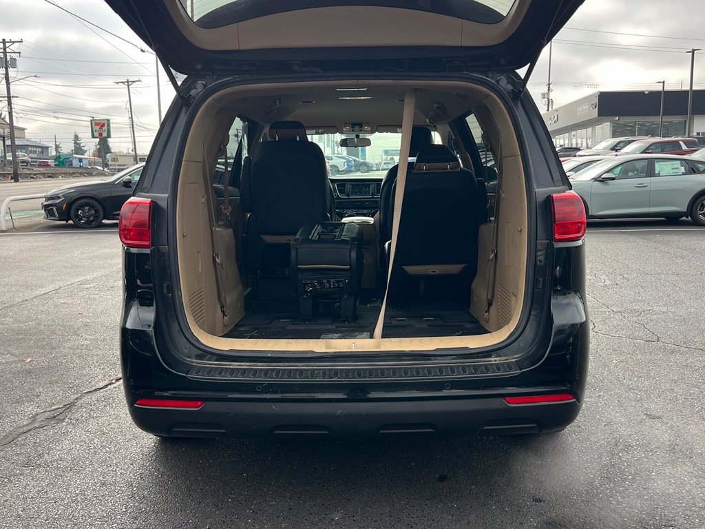 Used 2019 Kia Sedona EX FWD image 10