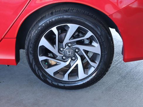 Used 2018 Honda Civic EX image 11