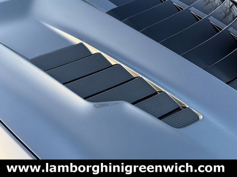 Used 2021 Ford Mustang Shelby GT500 w/ Technology Package image 16