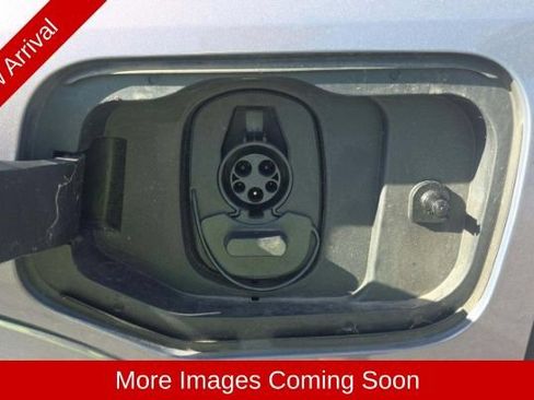 Used 2024 Chevrolet Equinox EV LT FWD image 5