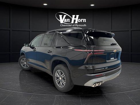 New 2026 Chevrolet Traverse LT w/ Driver Confidence Package AWD/4WD image 5