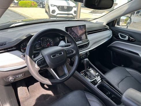 Used 2022 Jeep Compass Limited AWD/4WD image 8