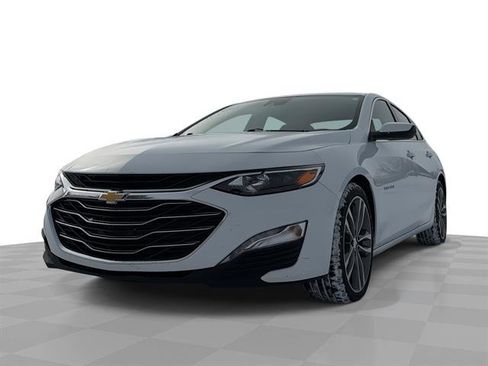 Used 2023 Chevrolet Malibu LT image 1